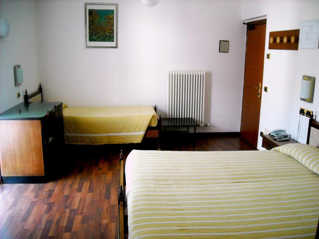 Hotel Faedo Pineta Номер фото