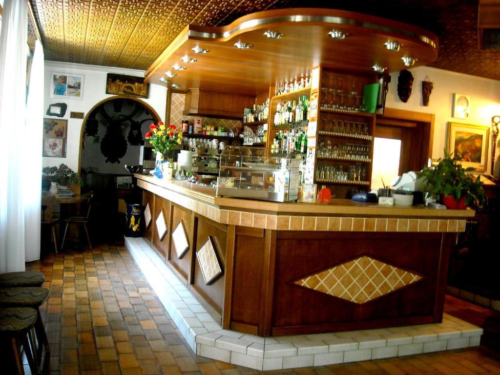 Hotel Faedo Pineta Экстерьер фото