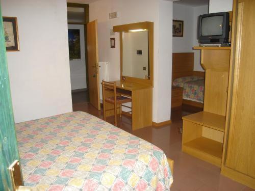 Hotel Faedo Pineta Экстерьер фото