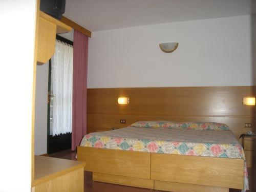 Hotel Faedo Pineta Экстерьер фото